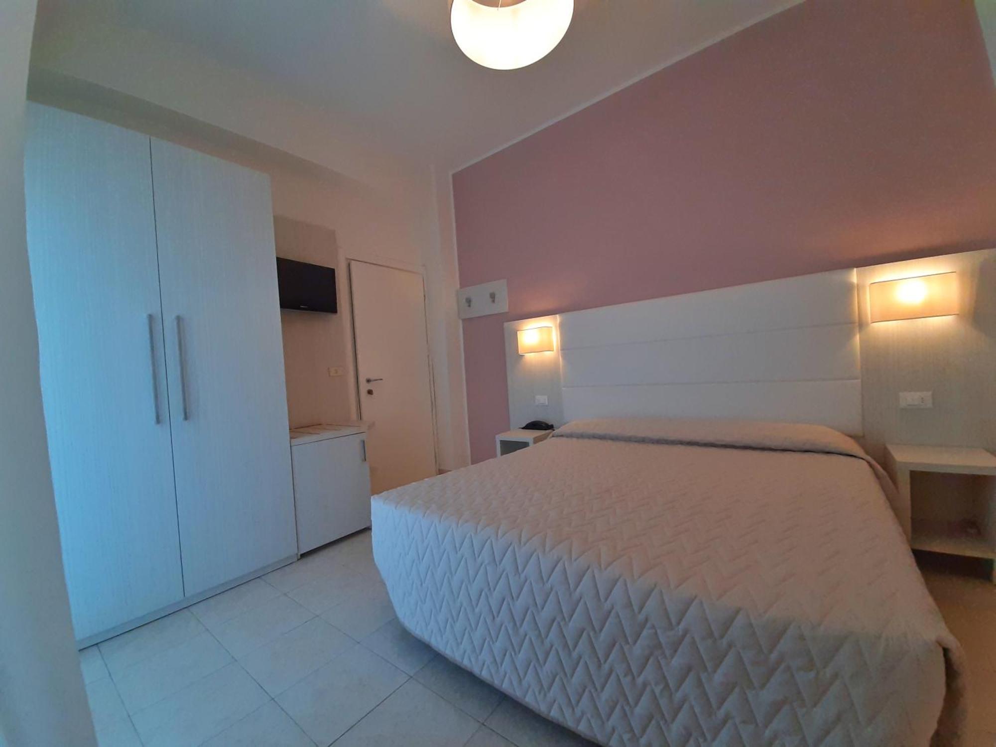 Hotel Foschi-Peninsula Bellaria-Igea Marina Extérieur photo